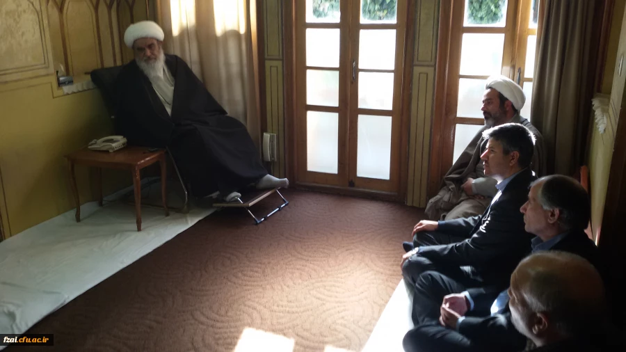 دیدارسرپرست پردیس فاطمه زهرا (س) و مرکز شهید رجایی اصفهان به همراه جمعی از مسئولان دانشگاه فرهنگیان اصفهان با آیت الله مظاهری
