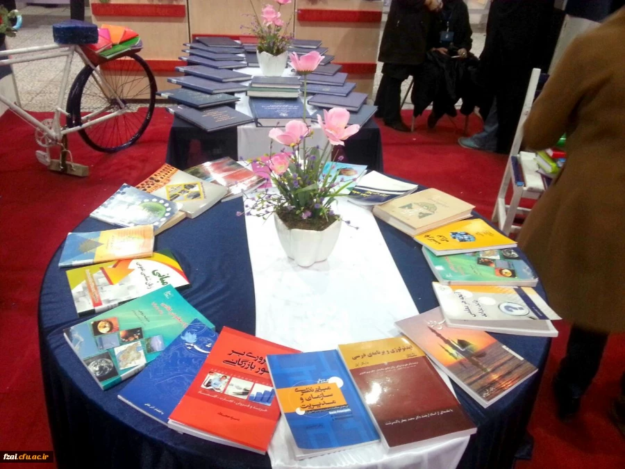 طراحی دکور غرفه ی دانشگاه فرهنگیان در یازدهمین نمایشگاه بین االمللی پژوهش و فناوری 
با همکاری کانون تبلیغات و ترویج ارزشهای اسلامی پردیس فاطمه زهرا (س) اصفهان