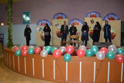 برگزاری مراسم جشن انقلاب در پردیس حضرت فاطمه زهرا (س)