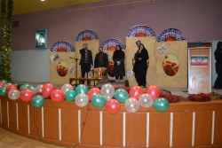 برگزاری مراسم جشن انقلاب در پردیس حضرت فاطمه زهرا (س)