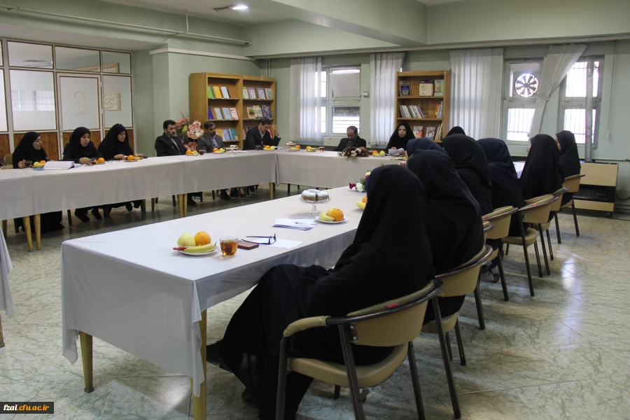 اولین جلسه شورای اداری با حضور سرپرست جدید