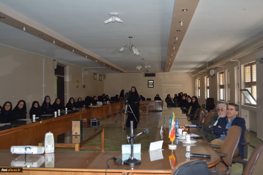 نمایش و نقد آثار برگزیده جشنواره فیلم رشد در دانشگاه فرهنگیان پردیس فاطمه زهرا(س)