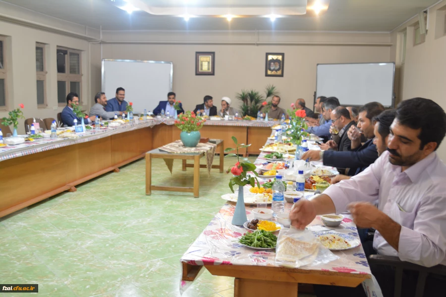 مراسم ضیافت افطار در پردیس فاطمه زهرا (س)