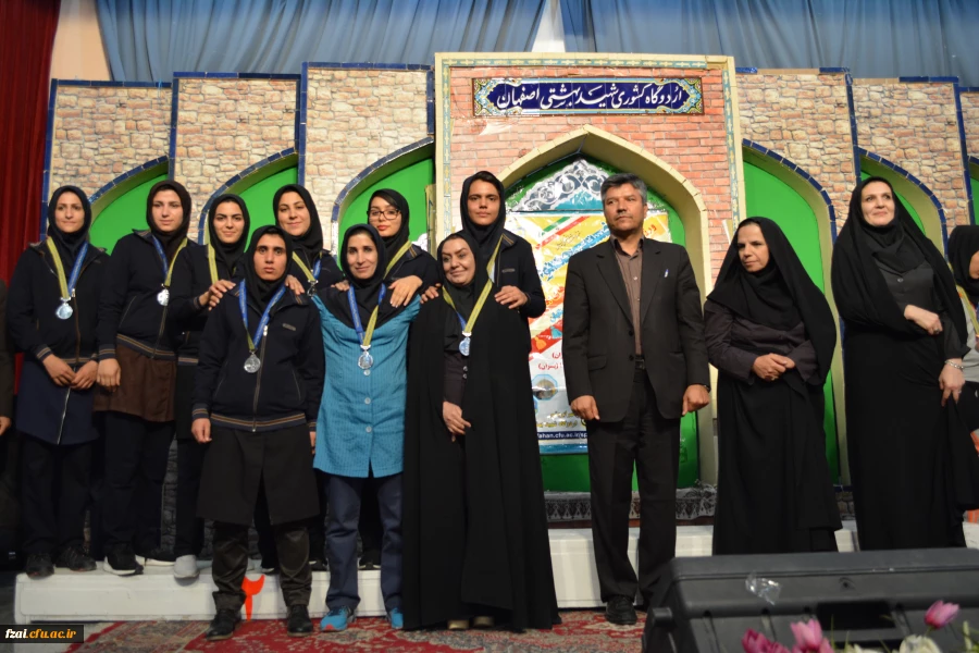 کسب عنوان نایب قهرمانی نخستین جشنواره ورزش های بومی و محلی توسط دانشجویان پردیس فاطمه زهرا (س)