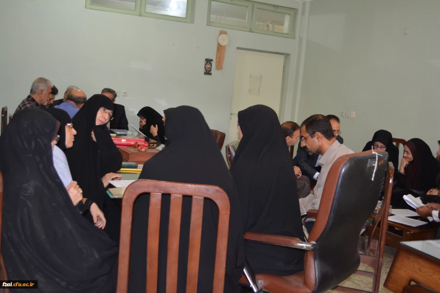 جلسه هماهنگی مصاحبه گران با سرپرست پردیس جهت رعایت پاره ای از نکات :احترام و تکریم افراد داوطلب