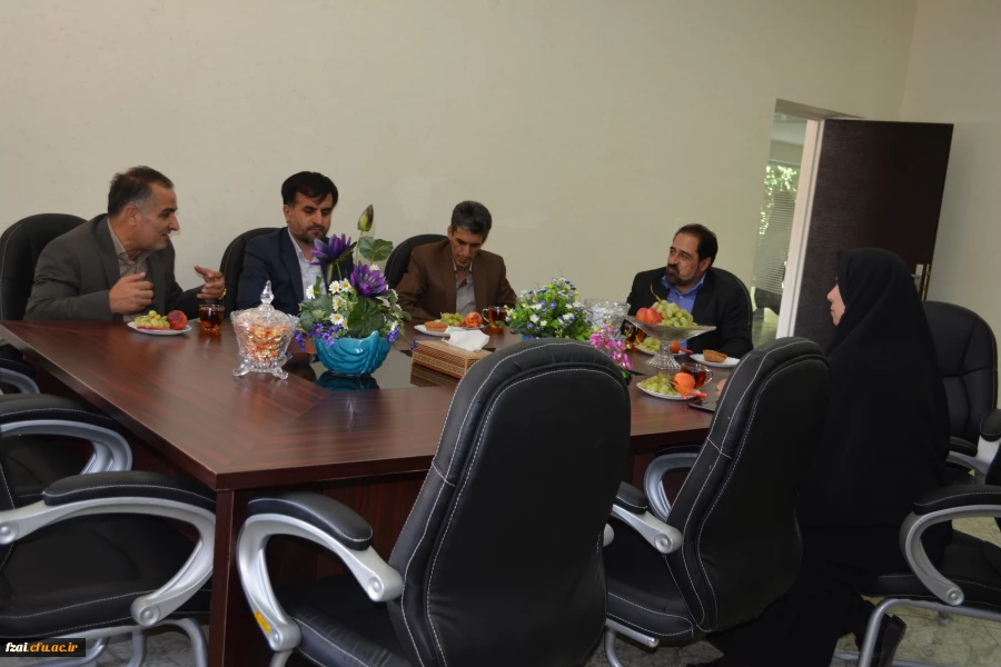 بازدید دکتر پناهی معاونت آموزشی اداره کل آموزش و پرورش استان اصفهان و هیئت همراه از روند مصاحبه داوطلبان ورود به دانشگاه فرهنگیان