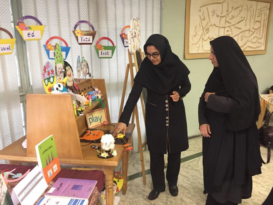 برگزاری نمایشگاه آثار پژوهشی اساتید و دانشجومعلمان پردیس فاطمه زهرا (س)