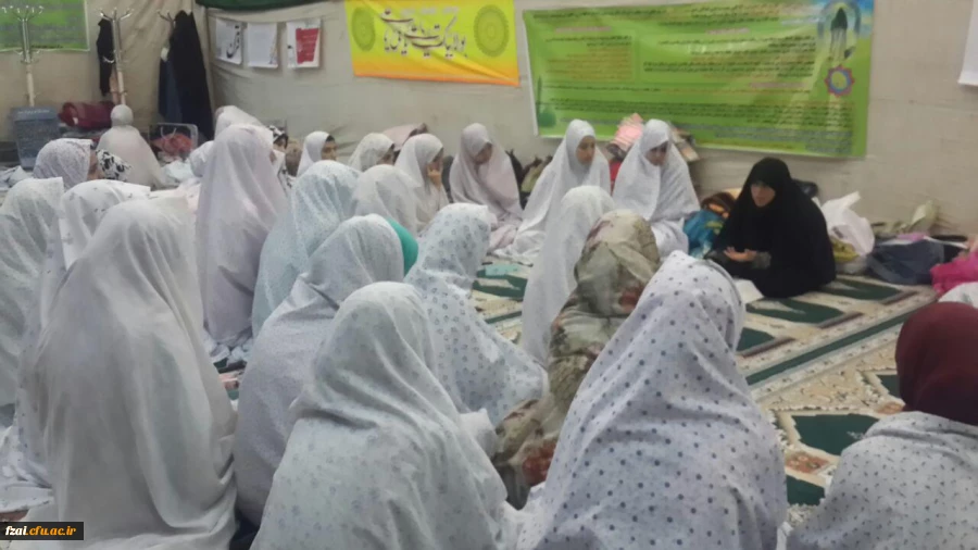 مراسم معنوی اعتکاف دانشجویان پردیس فاطمه زهرا(س) اصفهان