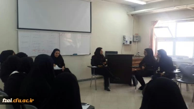 نشست صمیمی سرپرست پردیس فاطمه زهرا (س) دکتر میرحیدری با کلیه اعضای شورای صنفی و کلیه نمایندگان آموزشی