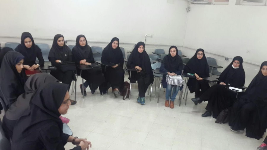 نشست صمیمی سرپرست پردیس فاطمه زهرا (س) دکتر میرحیدری با کلیه اعضای شورای صنفی و کلیه نمایندگان آموزشی