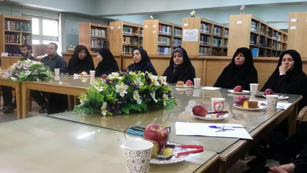 اولین شورای اداری پردیس فاطمه زهرا در سال 1396