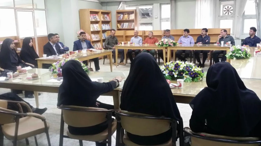 اولین شورای اداری پردیس فاطمه زهرا در سال 1396