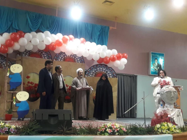 برگزاری جشن اعیاد شعبانیه و بزرگداشت مقام معلم در پردیس فاطمه زهرا(س)