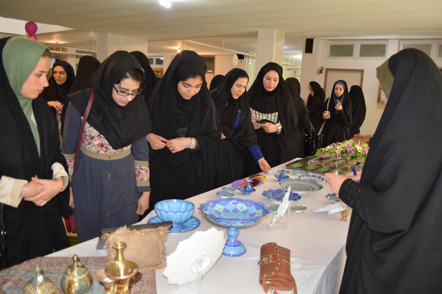 دانشجومعلمان آذربایجان غربی هم اکنون میهمان دانشجویان پردیس فاطمه زهرا (س) اصفهان