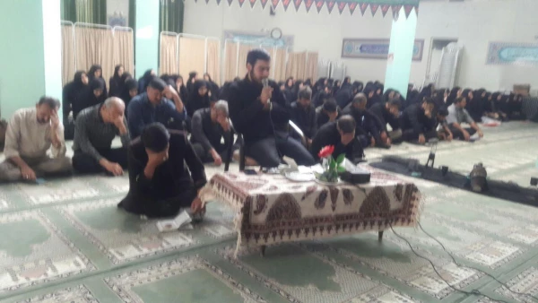 برگزاری مراسم عزاداری به مناسبت ایام شهادت امام حسین (ع) در پردیس فاطمه زهرا (س) اصفهان