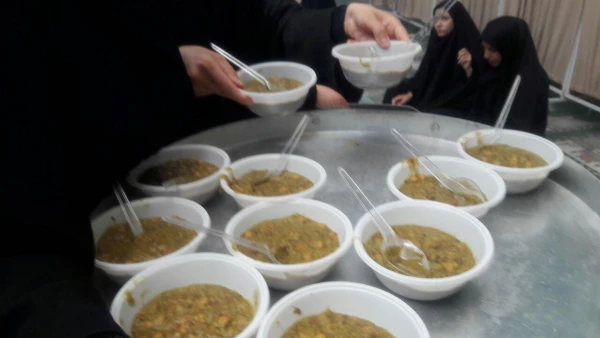 برگزاری مراسم عزاداری به مناسبت ایام شهادت امام حسین (ع) در پردیس فاطمه زهرا (س) اصفهان