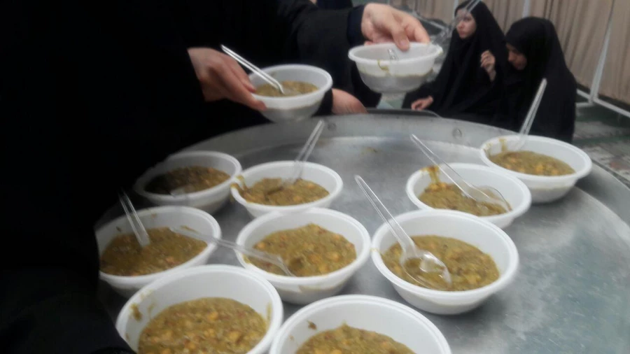 برگزاری مراسم عزاداری به مناسبت ایام شهادت امام حسین (ع) در پردیس فاطمه زهرا (س) اصفهان