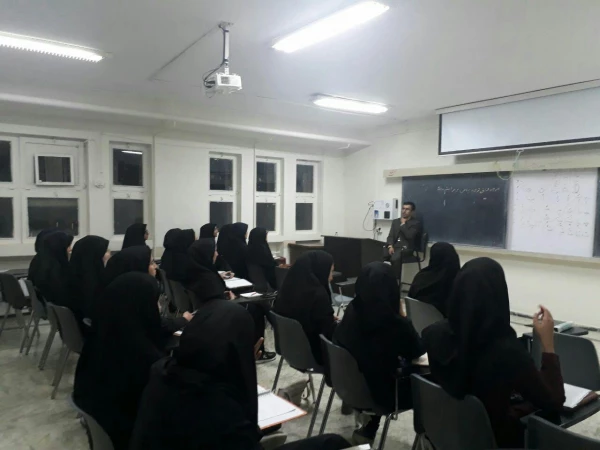 حضور دانشجومعلمان در برنامه های ساعت فرهنگی. پردیس فاطمه زهرا(س) اصفهان.