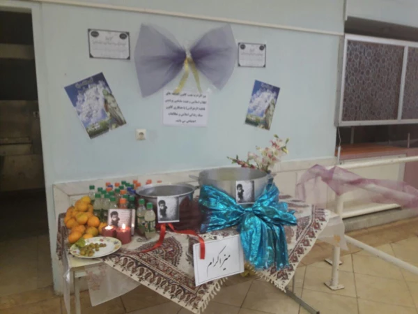 اجرای طرح میز اکرام در پردیس فاطمه زهرا (س)