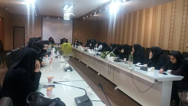 جلسه مسئولان پردیس  با نمایندگان دانشجویی