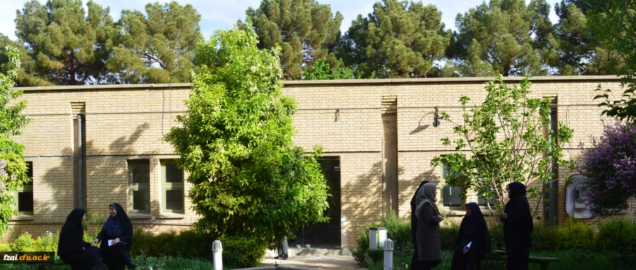 دیدار نوروزی سرپرست محترم پردیس دکتر میرحیدری با  کارکنان   زمان چهارشنبه  15فروردین ساعت  ۹ صبح فضای باز پردیس