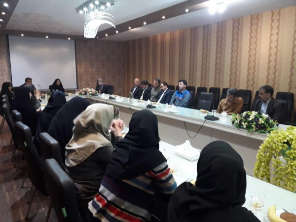 جلسه شورای عمومی کارکنان پردیس فاطمه زهرا (س)