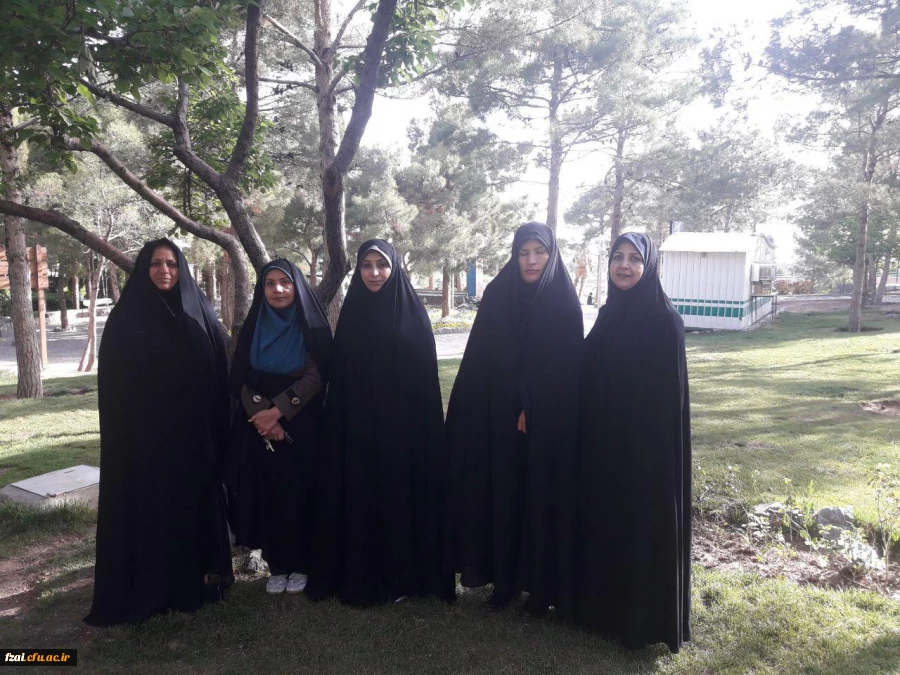 کوه گشت کارکنان پردیس فاطمه زهرا (س) به مناسبت هفته سلامت