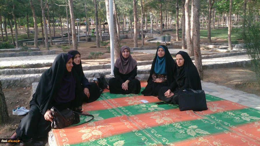 کوه گشت کارکنان پردیس فاطمه زهرا (س) به مناسبت هفته سلامت