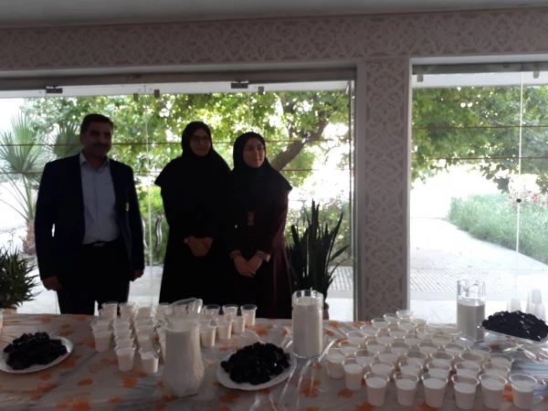 پذیرایی سالم از دانشجویان به مناسبت روز سلامت