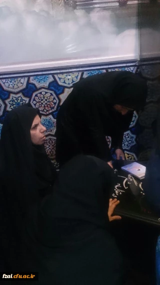 حضور سرپرست پردیس فاطمه زهرا (س)  بر سر مزار شهید محسن حججی در نجف آباد