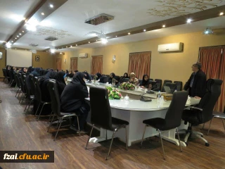 همایش ارتقای حرفه ای معلمان ریاضی.چرا؟و چگونه؟