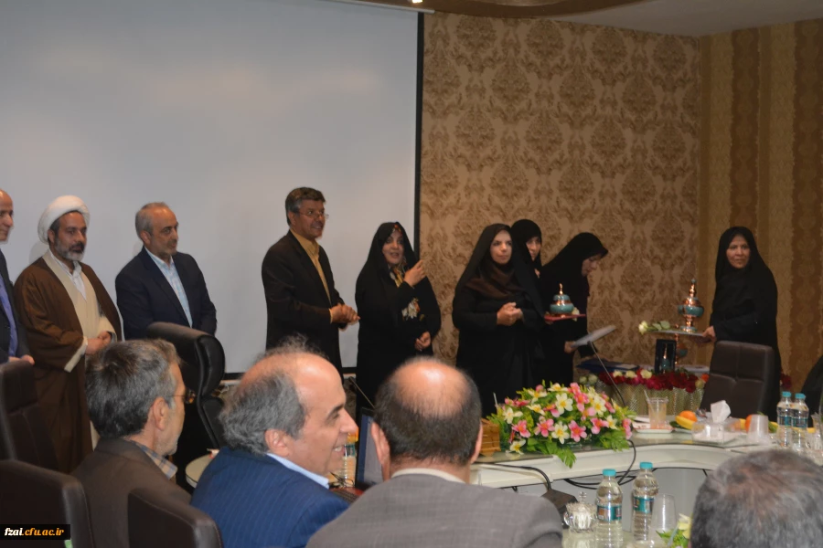 مراسم بزرگداشت هفته آموزش دانشگاه فرهنگیان مدیریت امور پردیس های استان اصفهان