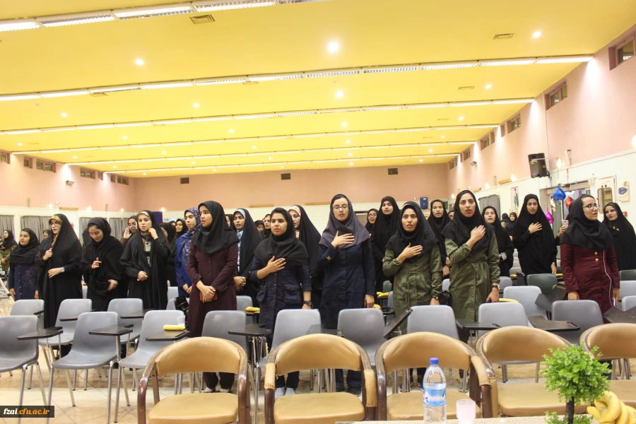 فضا سازی و برگزاری جشن هفته خوابگاه در پردیس فاطمه زهرا (س) اصفهان . همراه با سخنرانی مسوولین ، تقدیرازدانشجویان  فعال، تقدیرازاتاق برتروجمعی ازکارکنان با محوریت شعار امسال حمایت از کالای ایرانی