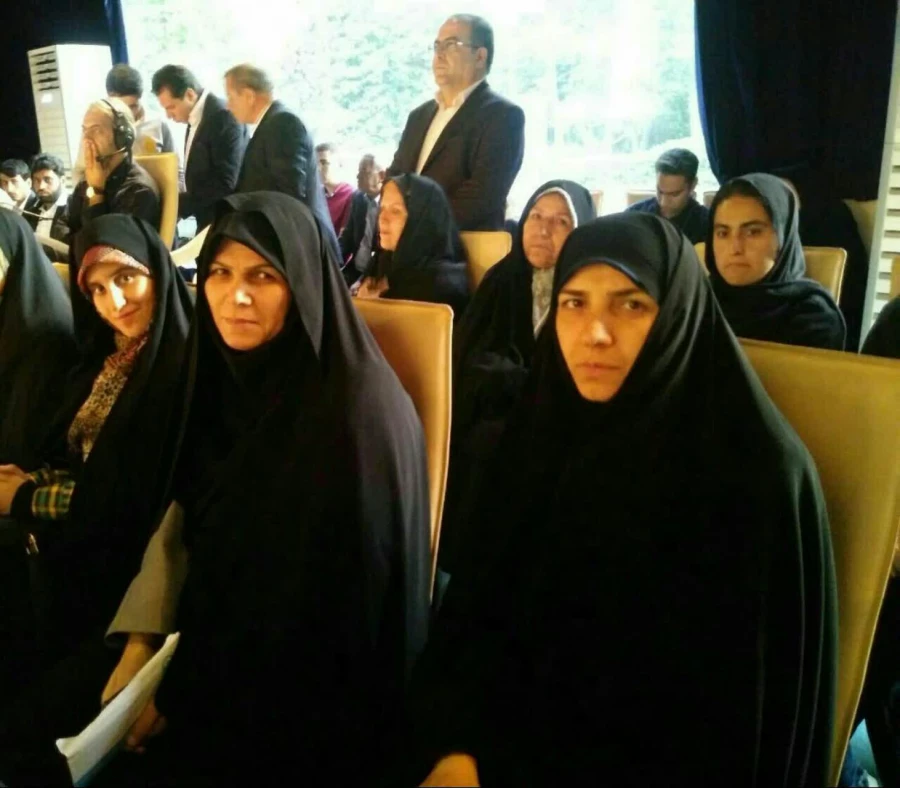 حضور نمایندگان پردیس فاطمه زهرا (س) در ویژه برنامه یک شهر یک ضیافت شبکه استانی سیمای اصفهان