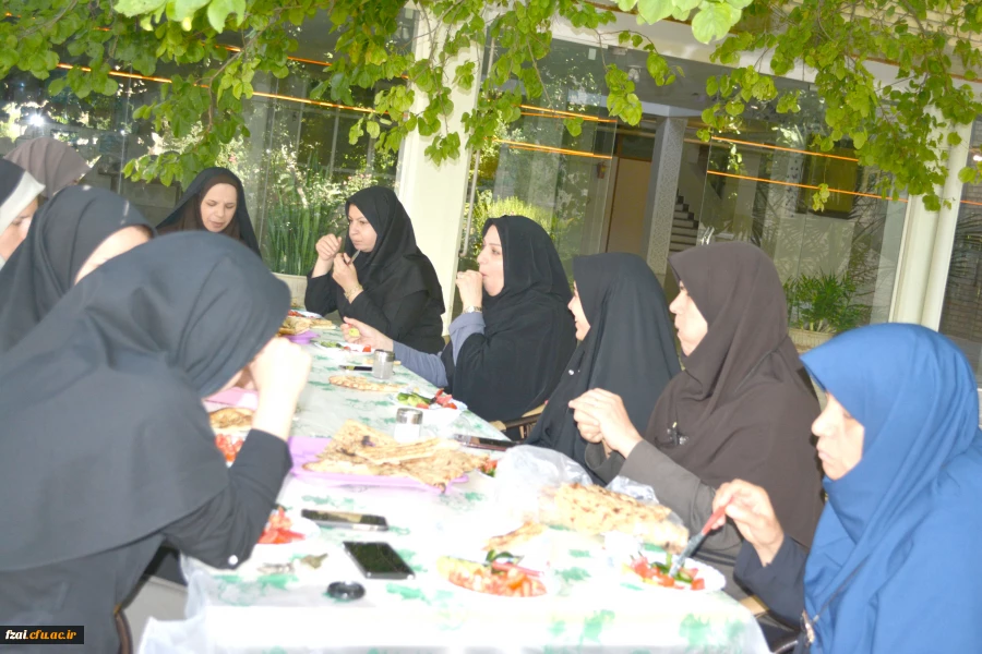 صبحانه کاری در پردیس 97/4/5