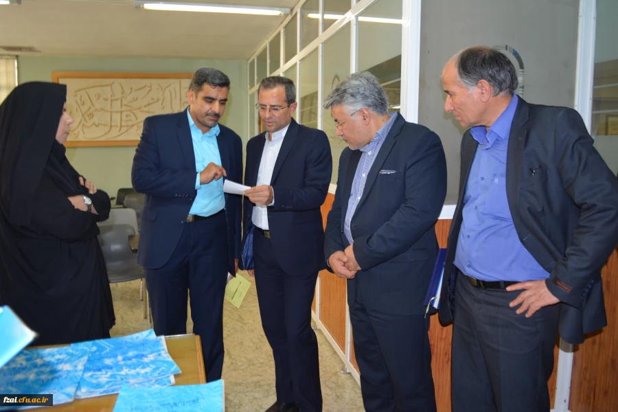 بازدید دکتر طاهری نیا سرپرست معاونت پژوهشی و فناوری از روند مصاحبه استخدامی مستخدمان آموزش و پرورش در پردیس فاطمه زهرا (س)