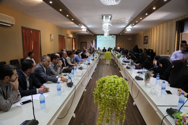 دیدار دکتر خنیفر ریاست دانشگاه فرهنگیان با اعضا هیات علمی ، مدرسین و کارشناسان استان اصفهان