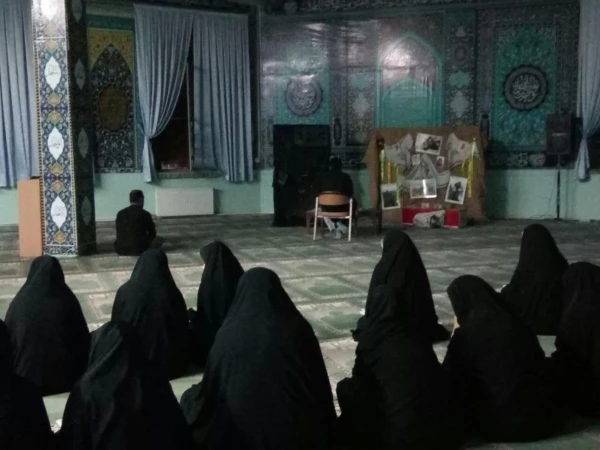 برگزاری مراسم عزاداری امام حسین (ع) و  قرائت زیارت عاشورا