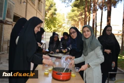 پخت و توزیع شله زرد نذری به مناسبت نهم ربیع الاول سالروز آغاز ولایت و امامت حضرت مهدی(عج)