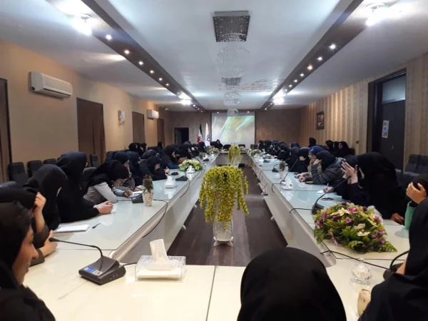 برگزاری کارگاه خودمراقبتی روانی جسمانی بانوان