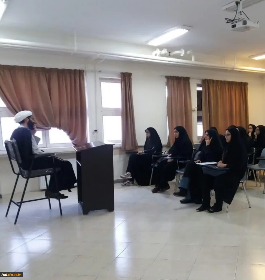 برگزاری جلسه سخنرانی به مناسبت ایام الله دهه فجر و ایام فاطمیه