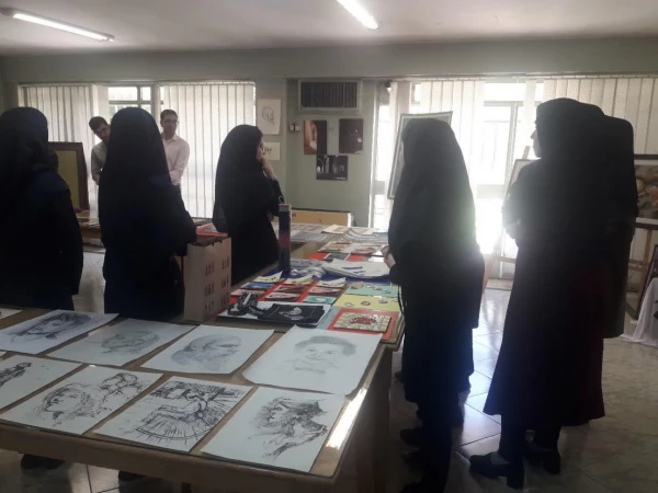 برپایی نمایشگاه آثار هنری 