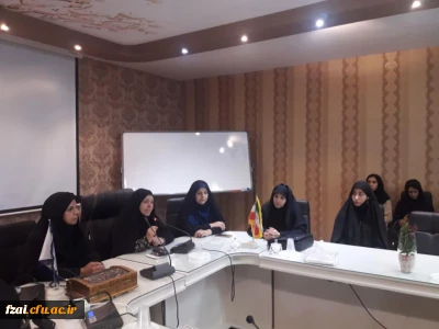دیدار صمیمی دکتر احمدی مشاور رییس دانشگاه فرهنگیان در امور بانوان با دانشجویان پردیس فاطمه زهرا (س) اصفهان