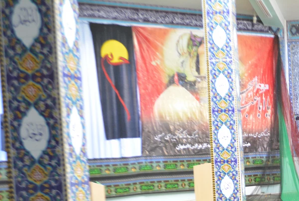 مراسم پر فیض زیارت عاشورا در پردیس فاطمه زهرا (س) همزمان با هشتم محرم برگزار شد.