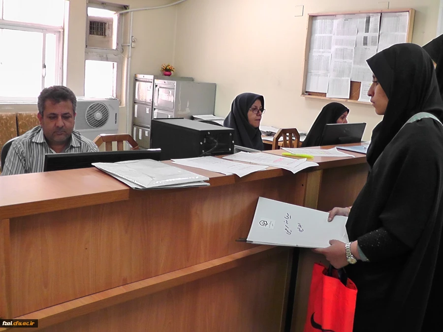 ثبت نام دانشجویان جدیدالورود در پردیس فاطمه زهرا (س)