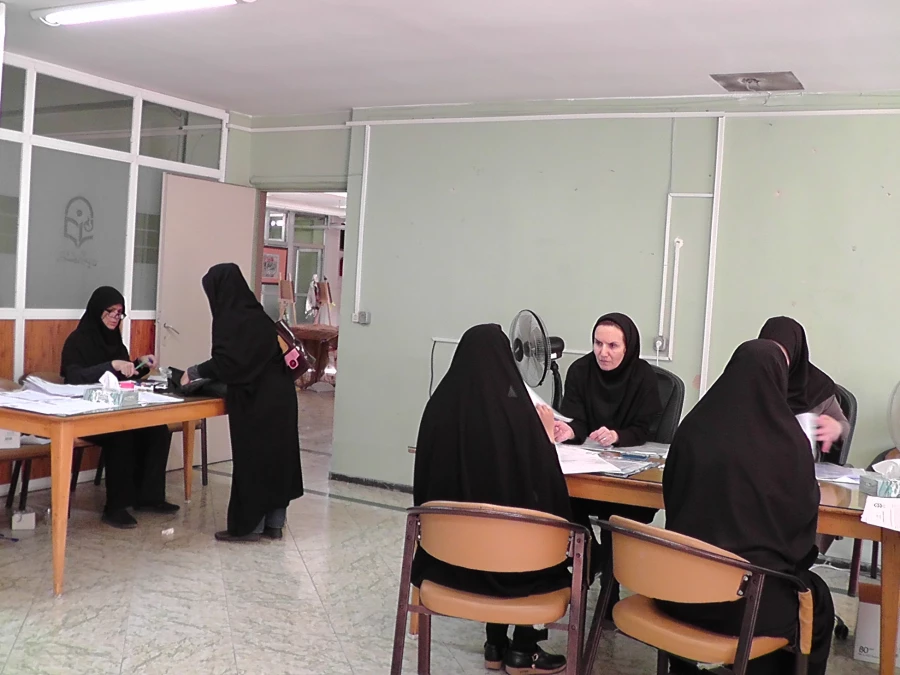 ثبت نام دانشجویان جدیدالورود در پردیس فاطمه زهرا (س)