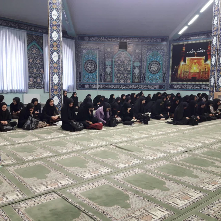 مراسم زیارت عاشورا به روایت تصویر