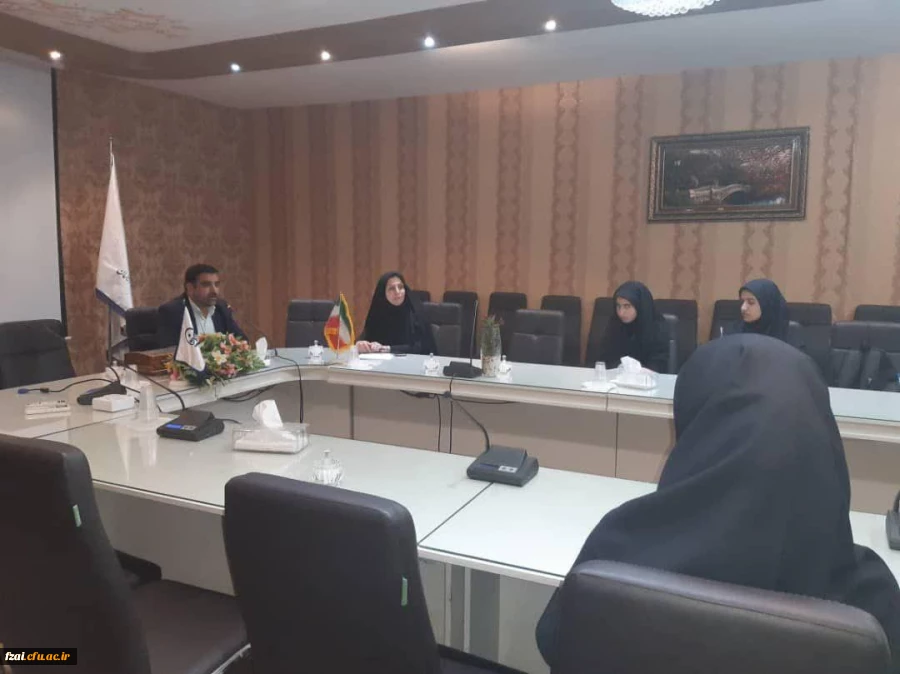 جلسه پرسش و پاسخ  با معاونت امور دانشجویی پردیس فاطمه زهرا(س) 