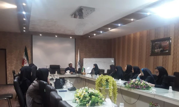 برگزاری دومین جلسه فعالان فرهنگی اجتماعی پردیس فاطمه زهرا سلام الله علیها