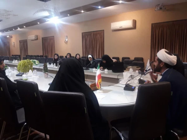 برگزاری دومین جلسه فعالان فرهنگی اجتماعی پردیس فاطمه زهرا سلام الله علیها